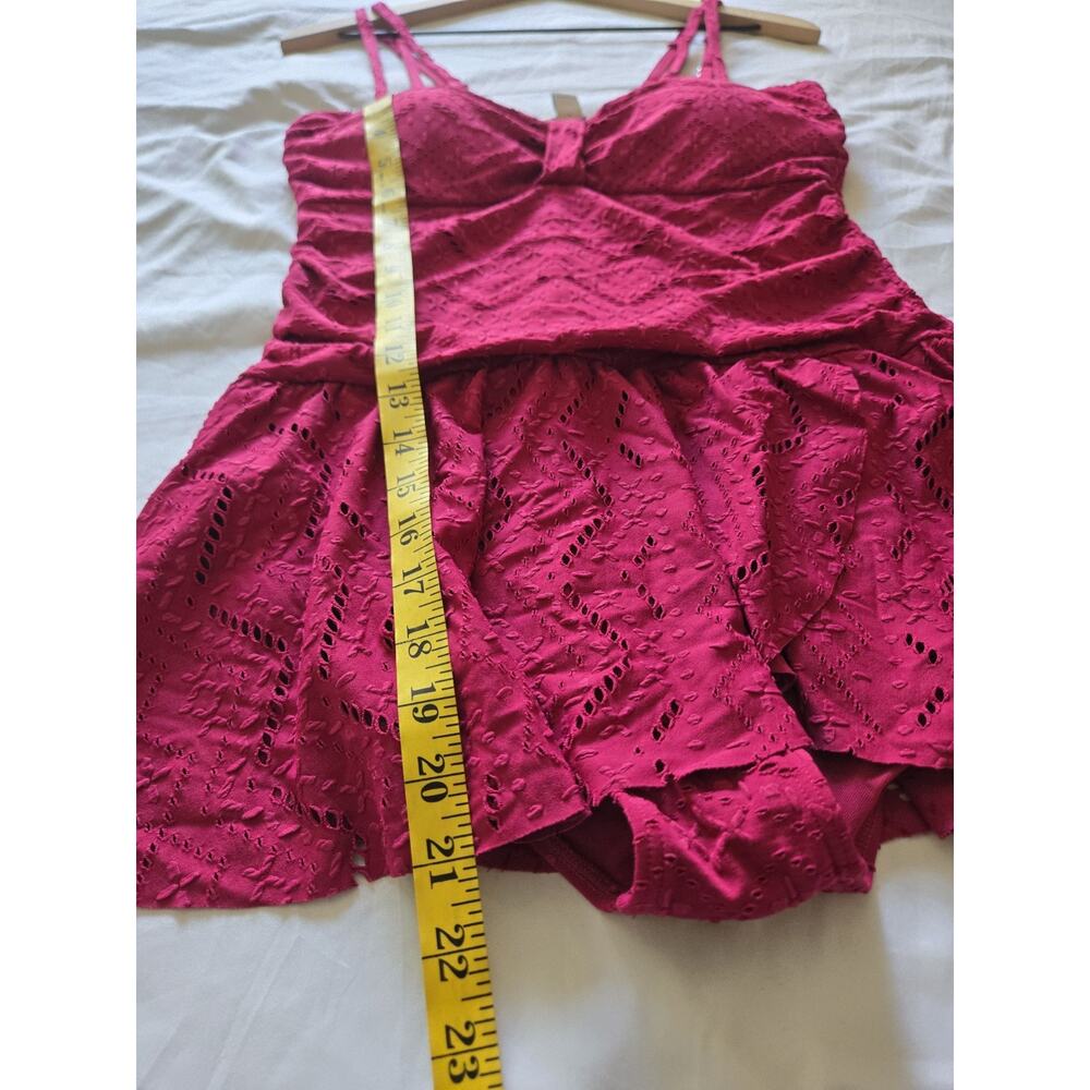 Sundance Seas The Day One Piece Swimsuit MED Fushia Magenta Eyelet Bathing Suit - Picture 7 of 7